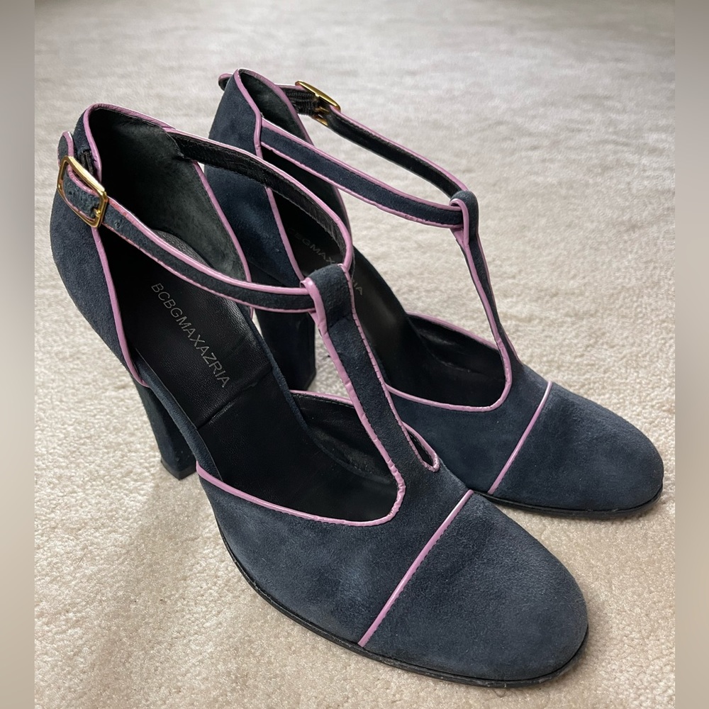 BCBGMaxAzria suede heels - Picture 5 of 9